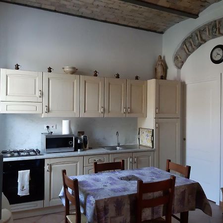 Al Ponte Vecchio Apartamento Dolceacqua Exterior foto