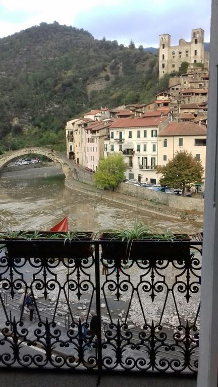 Al Ponte Vecchio Apartamento Dolceacqua Exterior foto