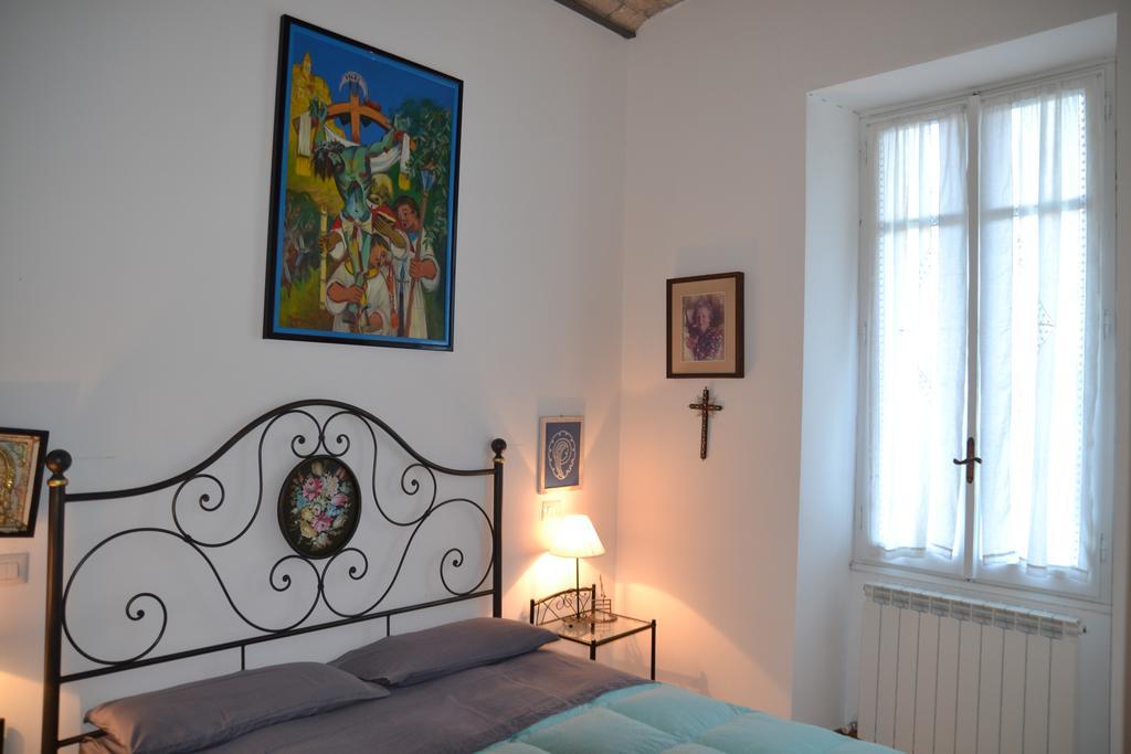 Al Ponte Vecchio Apartamento Dolceacqua Exterior foto