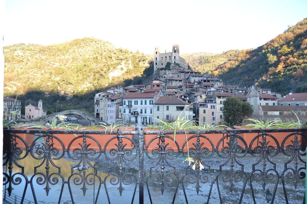 Al Ponte Vecchio Apartamento Dolceacqua Exterior foto