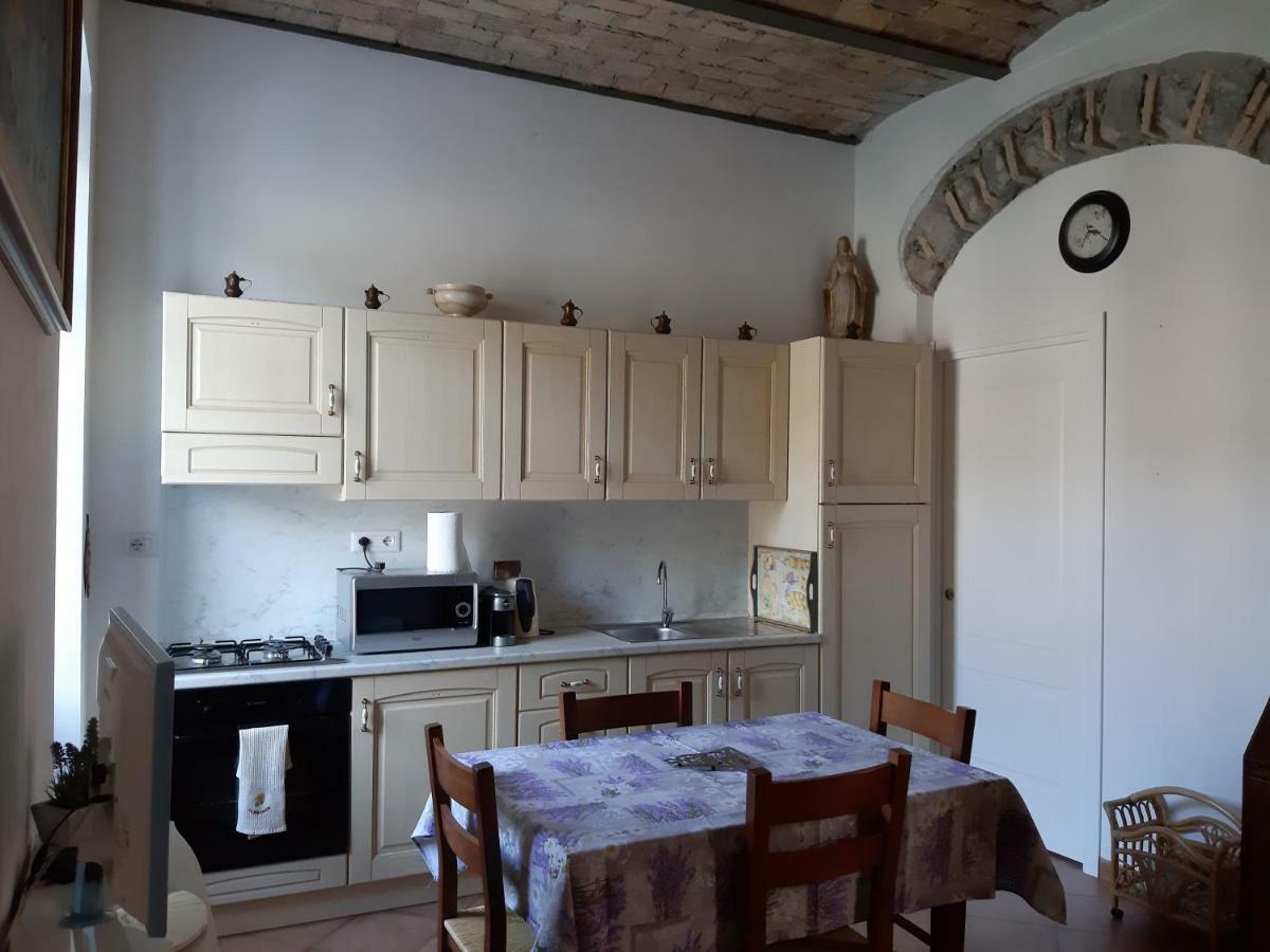 Al Ponte Vecchio Apartamento Dolceacqua Exterior foto
